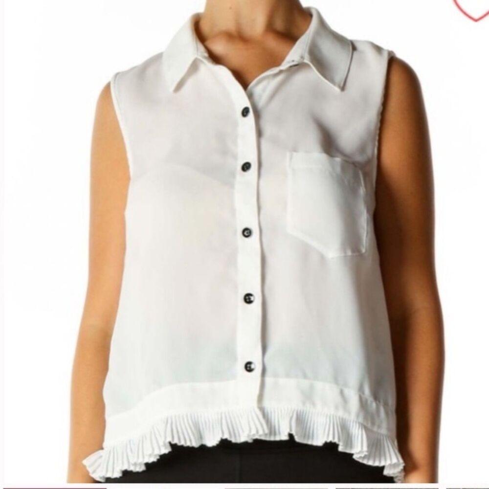 NWT Cabi #3439 Ruffle Pleated Hem Flowy White Button Up Tank Top Career L